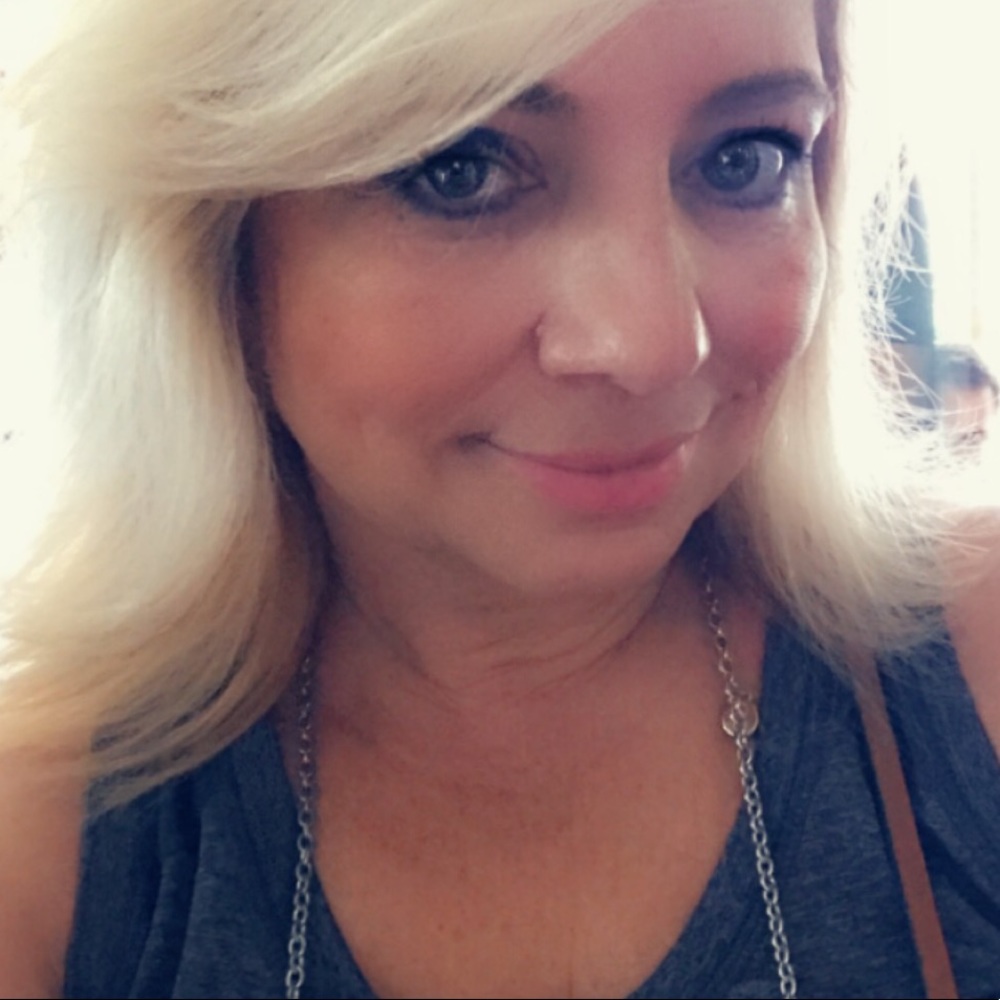 Meet your Posher, Cindy